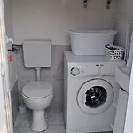 펜션 Kuca Za Odmor Neva Nečujam