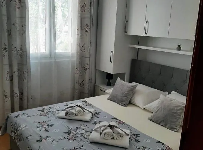 Kuca Za Odmor Neva בית נופש Nečujam